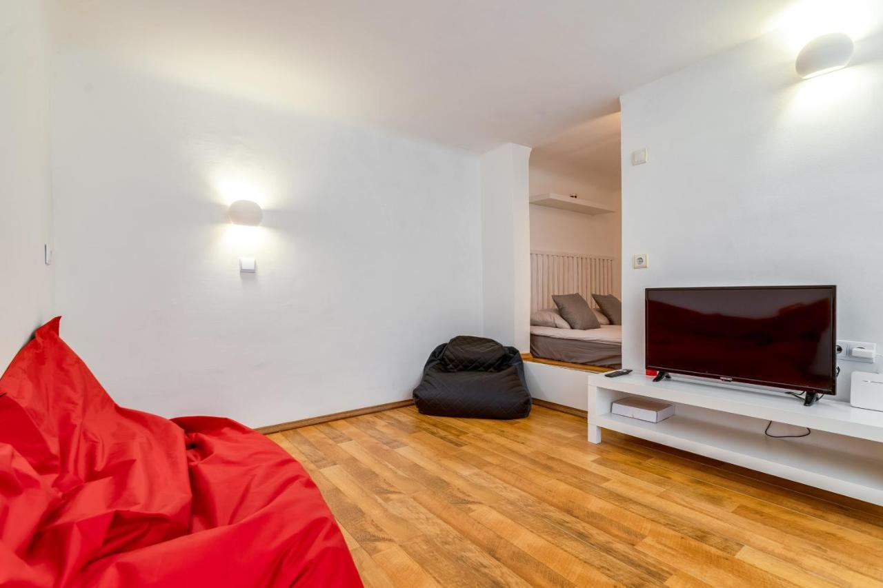 Little Cola Apartment In Dohany Street With Ac بودابست المظهر الخارجي الصورة